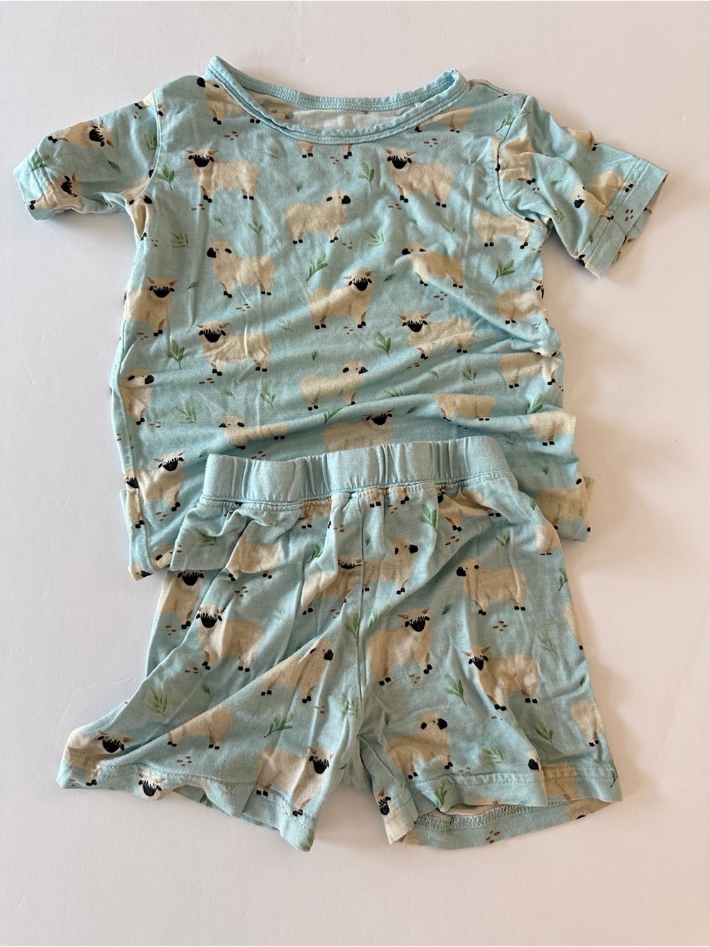 Little One Shop 2 Piece Bamboo Pajama Set Size 2T Sheep Print Summer
